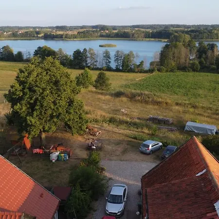 Pokoje Inulec Farma *