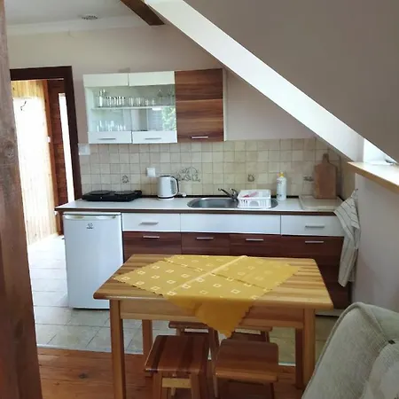 Pokoje Inulec Farma Inulec