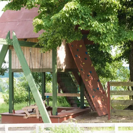 Pokoje Inulec Farma Inulec