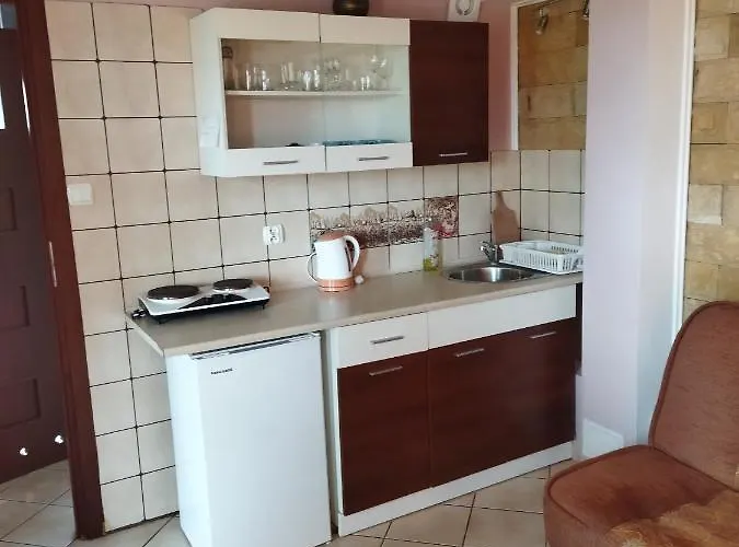 Pokoje Inulec * Inulec